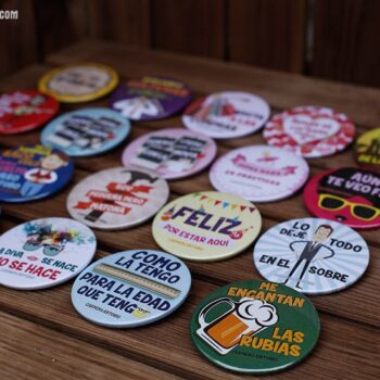 chapas-con-frases-para-bodas05