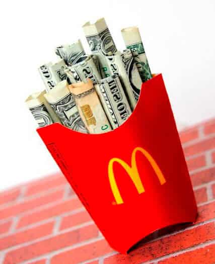 dinero-boda-caja-patatas-mcdonald