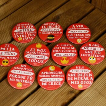 Chapas para despedidas de solteros muy bordes "al rojo vivo"