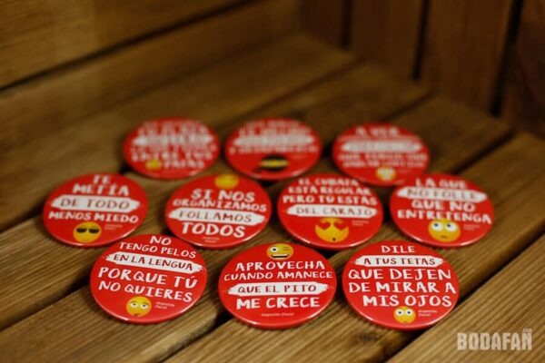 chapas-despedidas-solteros-bordes-4