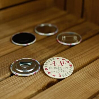 chapas-personalizadas-nombres-bodas-6