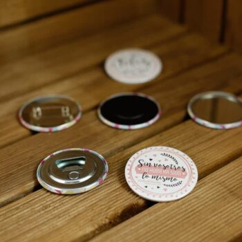 chapas-personalizadas-para-bodas-11