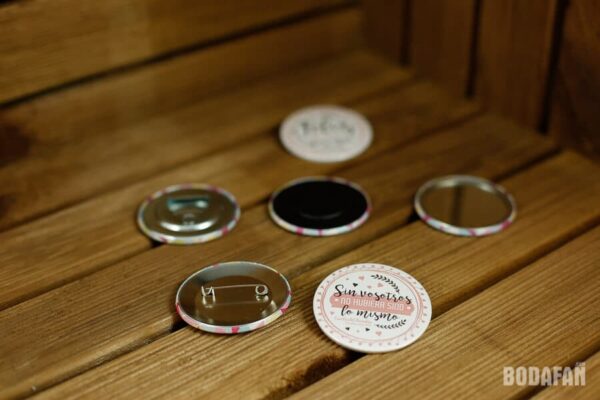 chapas-personalizadas-para-bodas-12