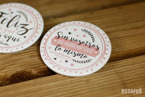 chapas-personalizadas-para-bodas-3
