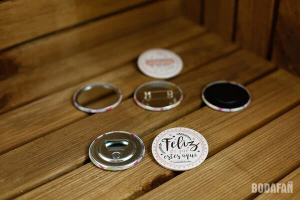 chapas-personalizadas-para-bodas-6