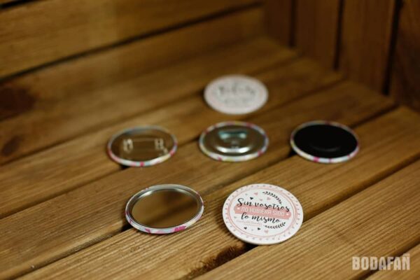 chapas-personalizadas-para-bodas-9