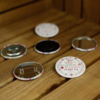 chapas-regalo-bodas-invitados-1
