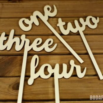meseros-numeros-originales-madera-bodas-2