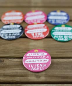 chapas-personalizadas-nombres-invitados-1