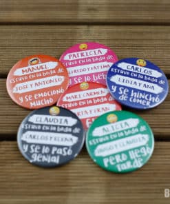 chapas-personalizadas-nombres-invitados-4