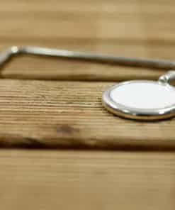 cuelgabolsos-personalizados-para-bodas-3