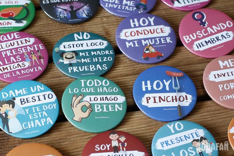 Chapas personalizadas con frases super divertidas Petronila