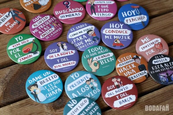 chapas-personalizadas-bodas-3