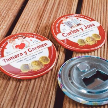 chapas-abrebotellas-abridor-lesbianas-gay-3