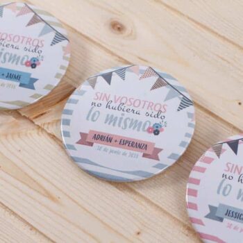 chapas-recuerdo-boda-personalizado-divertido-detalle