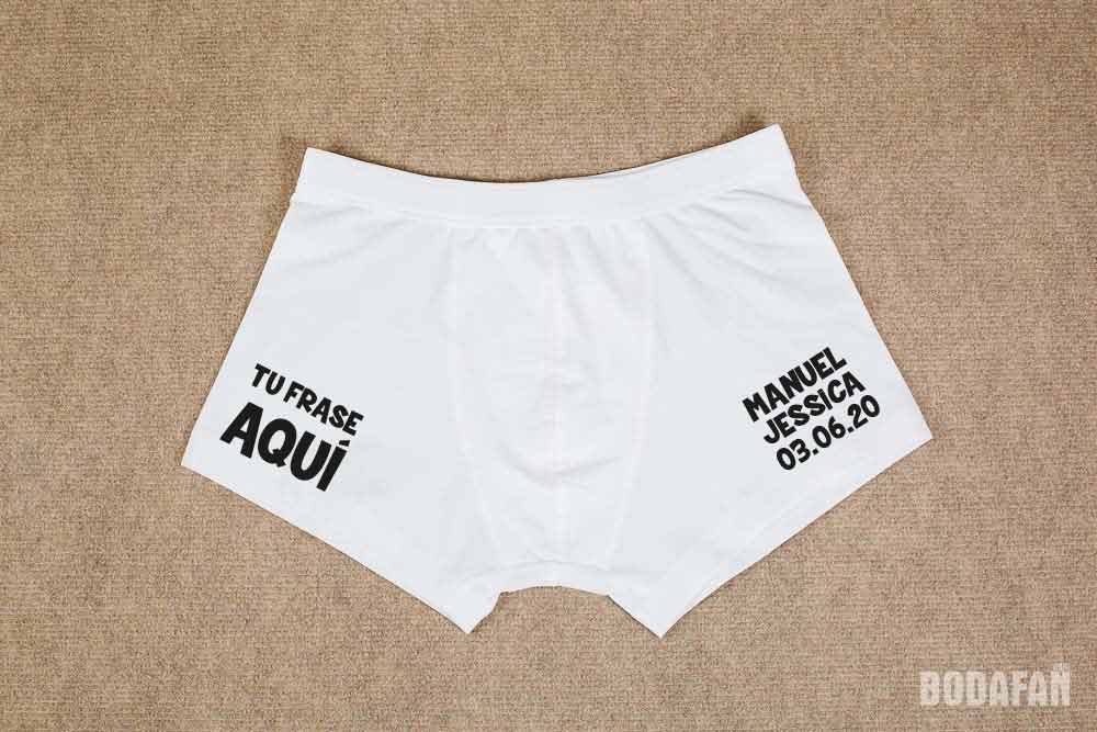 Calzoncillos bóxers personalizados con la frase que tu elijas para tu boda.