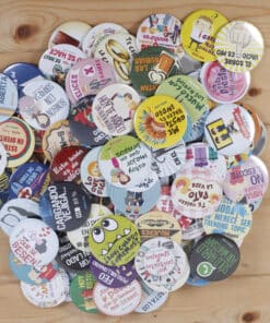 chapas-personalizadas-divertidas-para-bodas-gay