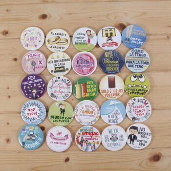chapas-divertidas-personalizadas-para-bodas-gais
