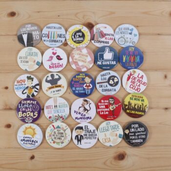 chapas-divertidas-personalizadas-para-bodas-gais